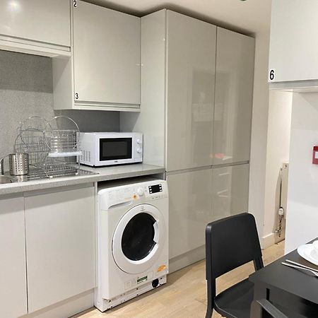 Cozy En-Suite Near Stratford London Bagian luar foto