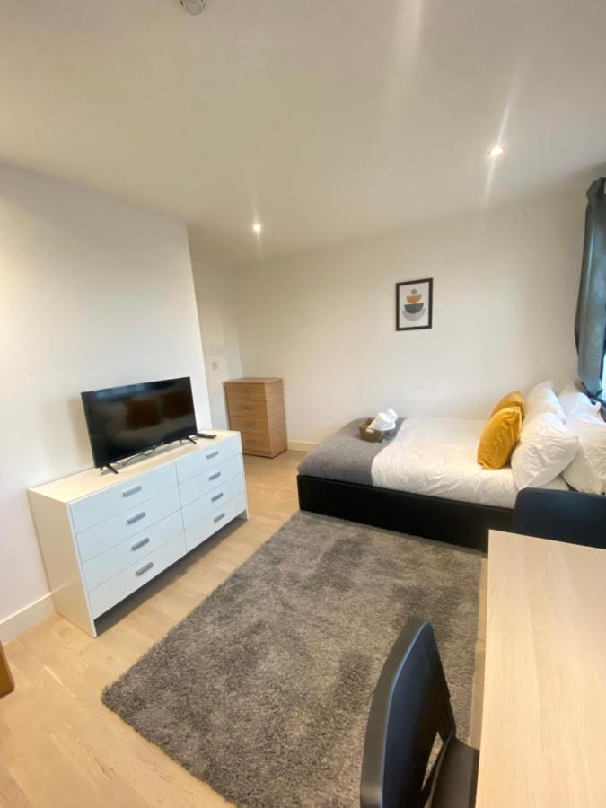 Cozy En-Suite Near Stratford London Bagian luar foto