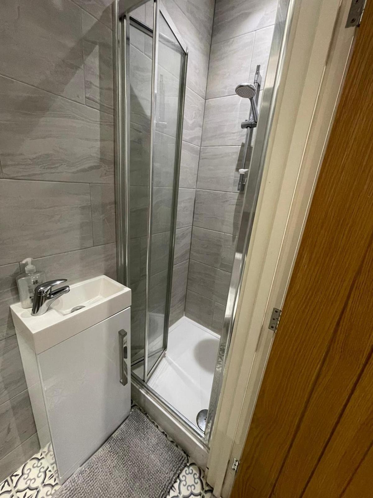 Cozy En-Suite Near Stratford London Bagian luar foto